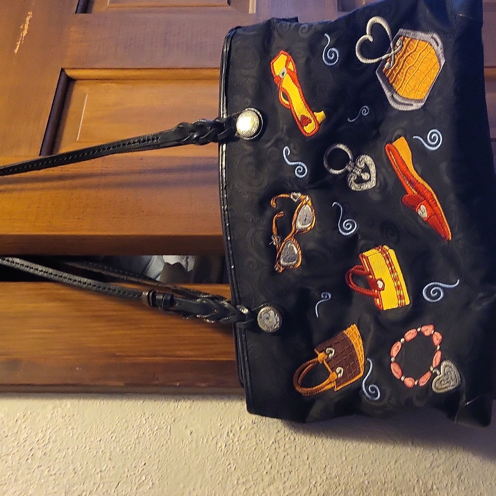 Brighton Embroidery Shoulder Bag .... Had Some Wear But Still Darling To Use